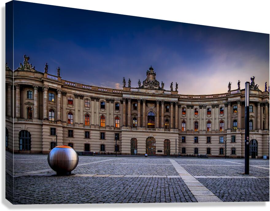 Store Berlin 5L3A3588 Canvas Print