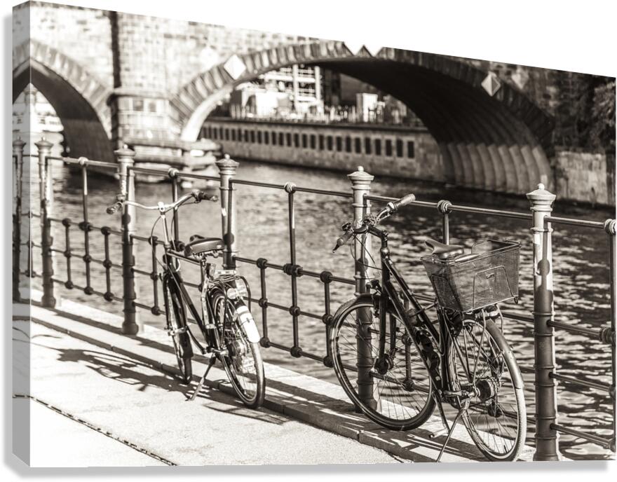 Store Berlin 5L3A3211 Canvas Print