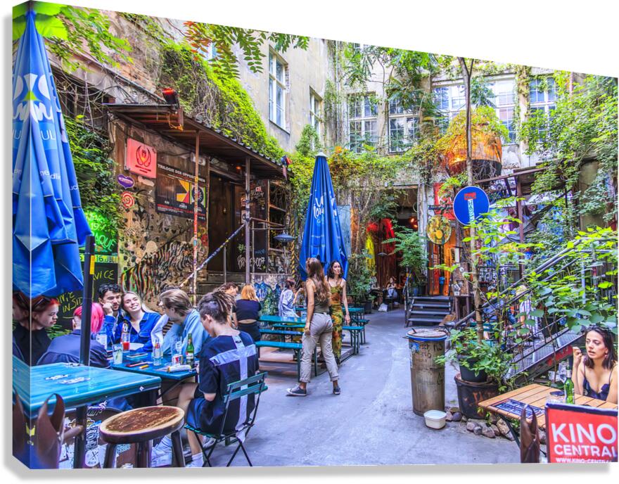 Store Berlin 5L3A3239 Canvas Print