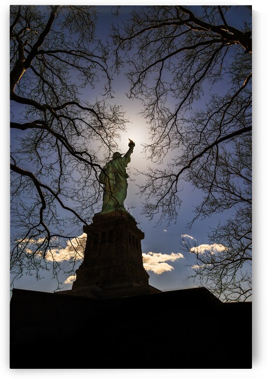 New York Statue of Liberty by Tono Chavez