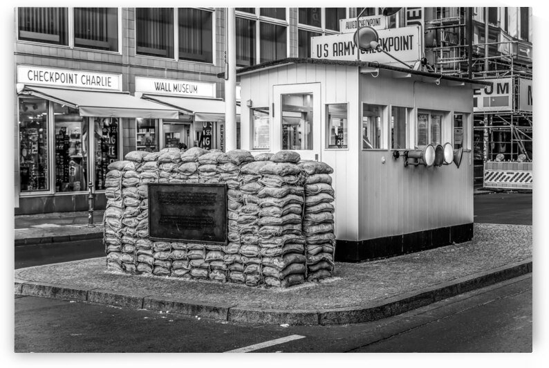 Berlin Checkpoint Charlie by Tono Chavez
