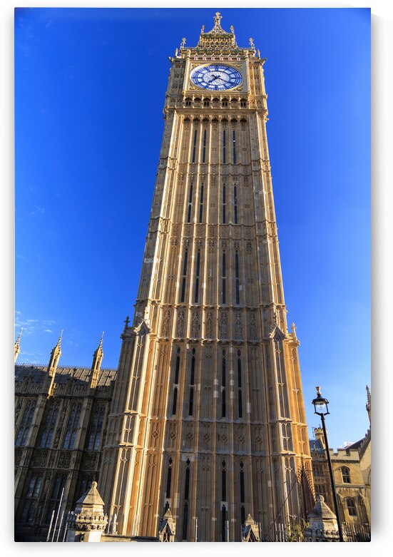 Store London 5L3A1478 by Tono Chavez