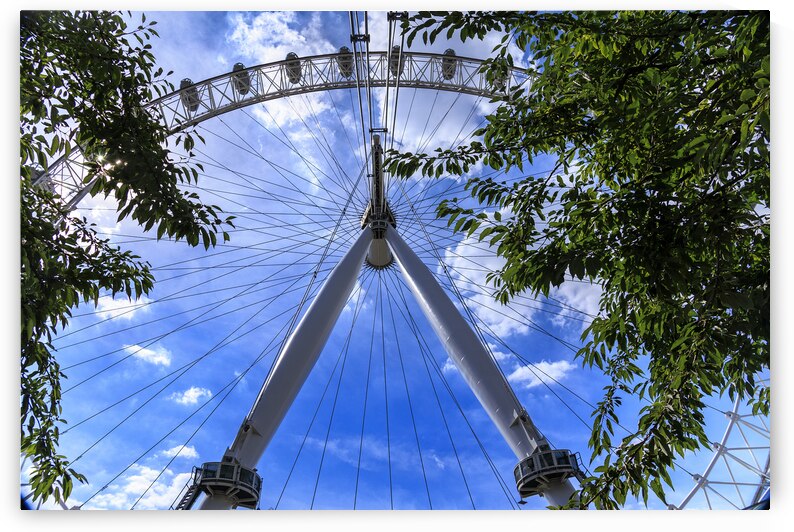 Store London 5L3A1702 by Tono Chavez