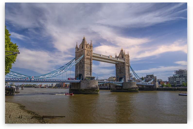 Store London 5L3A1412 by Tono Chavez