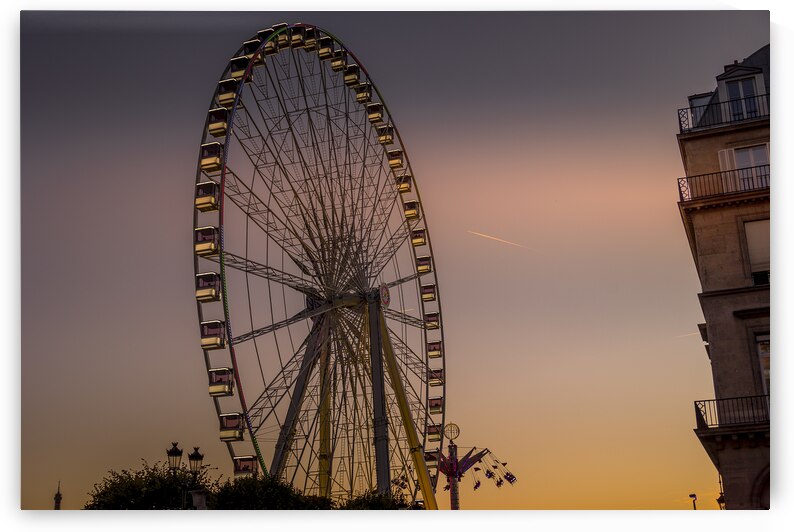 Store Paris 5L3A2827 by Tono Chavez