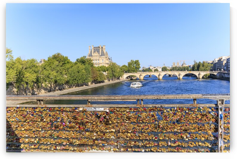 Store Paris 5L3A2805 by Tono Chavez