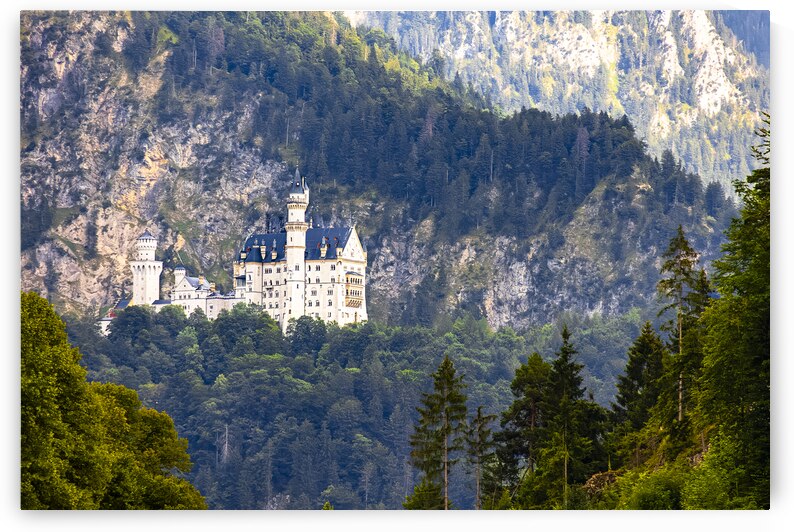 Store Munich  5L3A4301 Enhanced NR by Tono Chavez