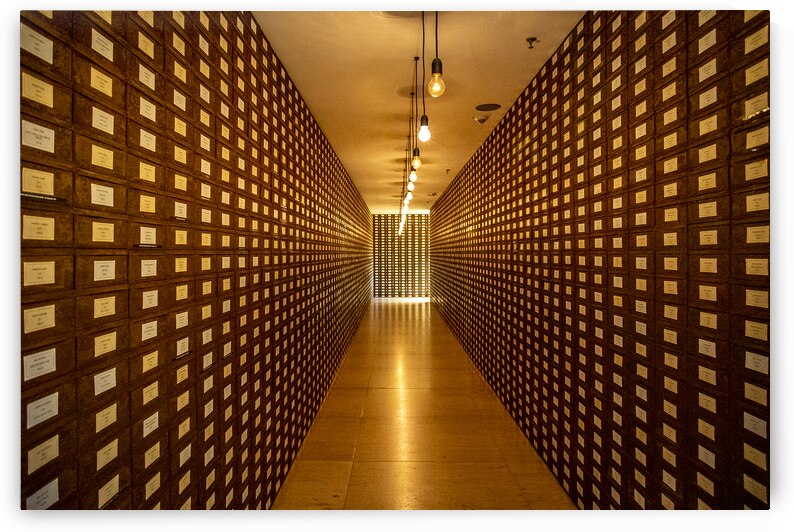 Store Berlin 5L3A3392 by Tono Chavez