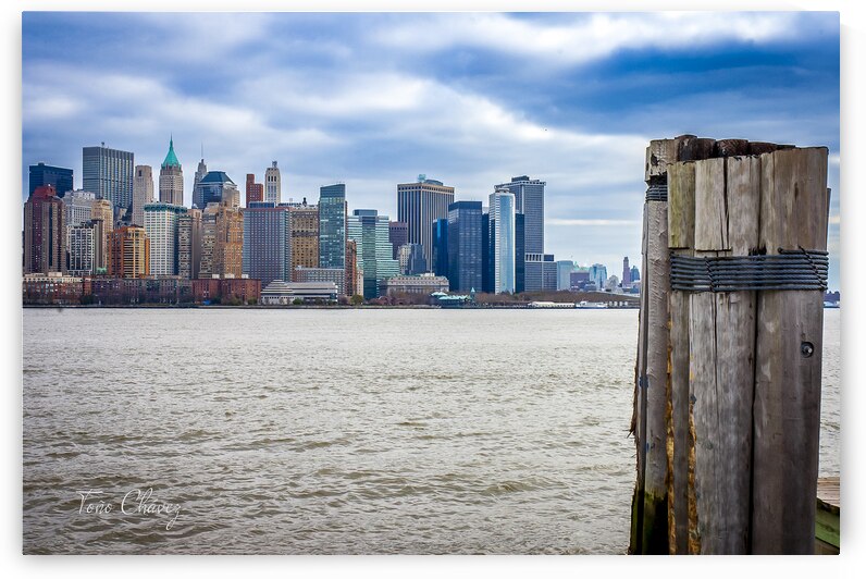 Store New York DSC 3966 by Tono Chavez