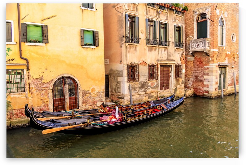 Store Venice 5L3A4766 by Tono Chavez