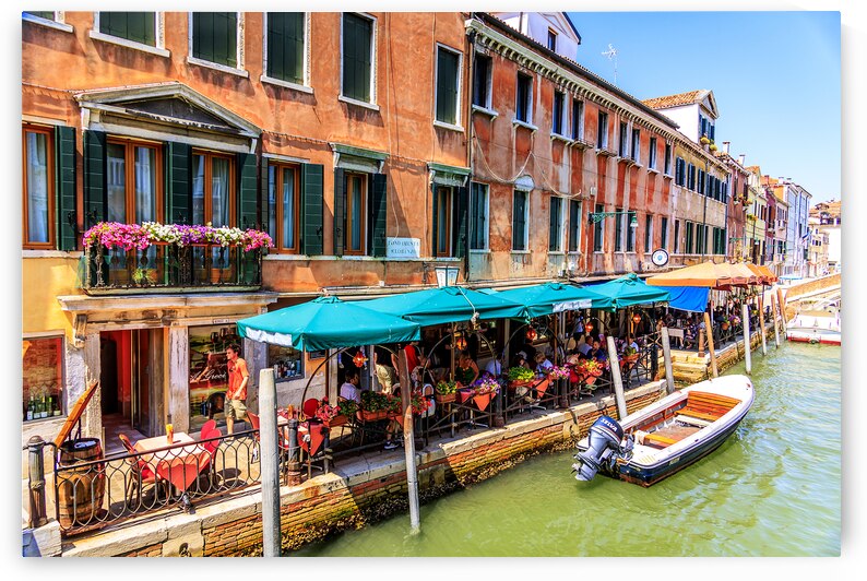 Store Venice 5L3A4661 by Tono Chavez