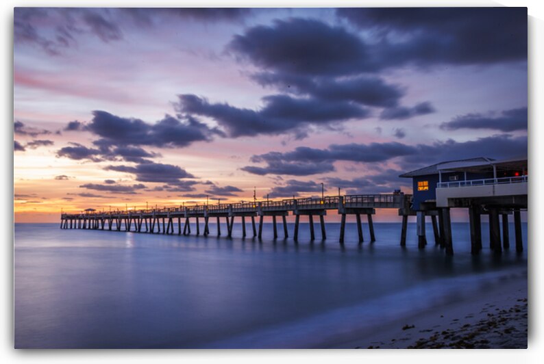 Store Dania Beach AE2A8632 by Tono Chavez