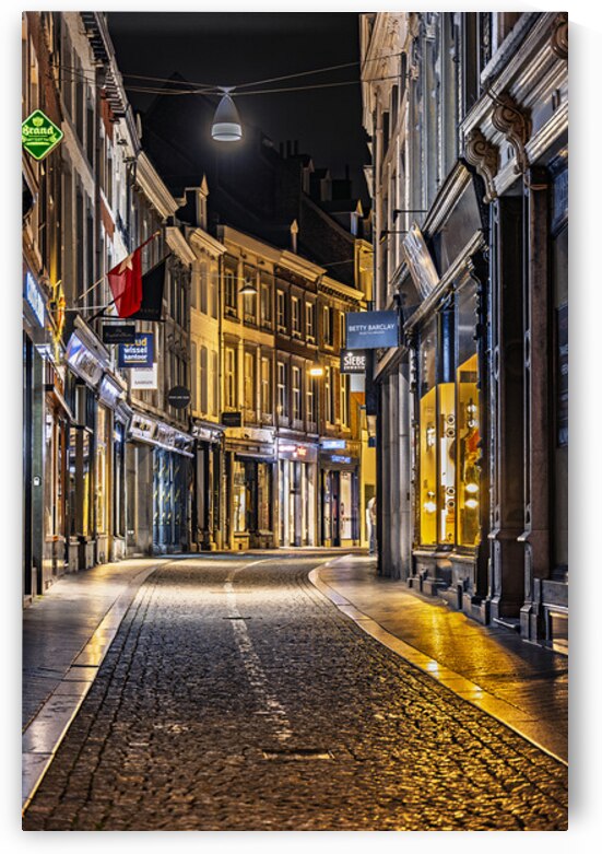 Belgium E2A9447 by Tono Chavez