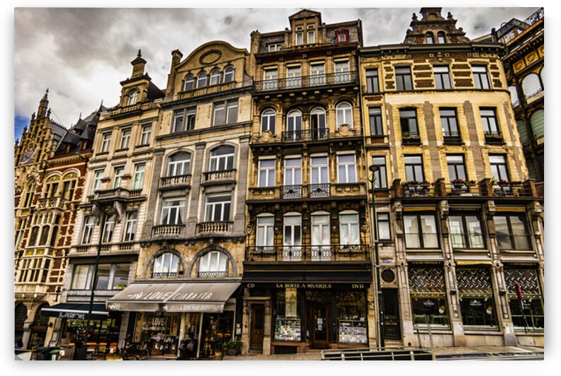 Belgium E2A8890 by Tono Chavez