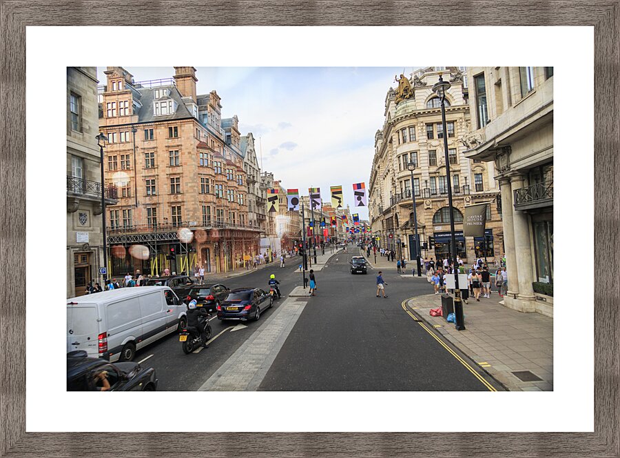 Store London 5L3A1792 Picture Frame print