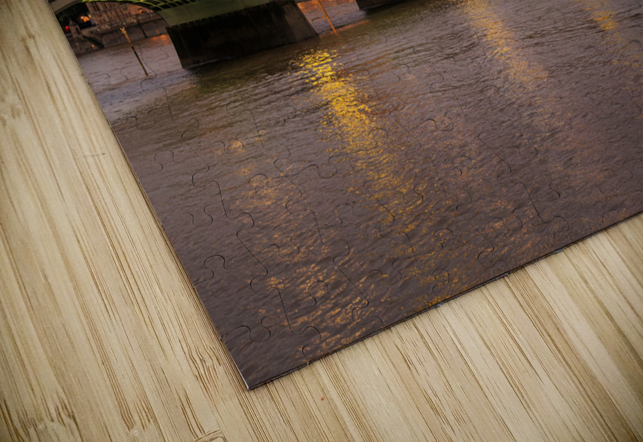 Store London 5L3A2140 Tono Chavez Puzzle