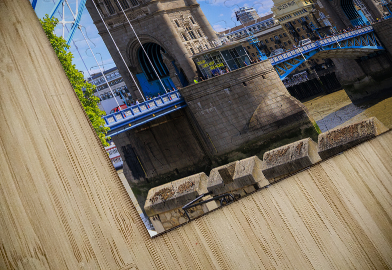 Store London 5L3A1392 Tono Chavez Puzzle