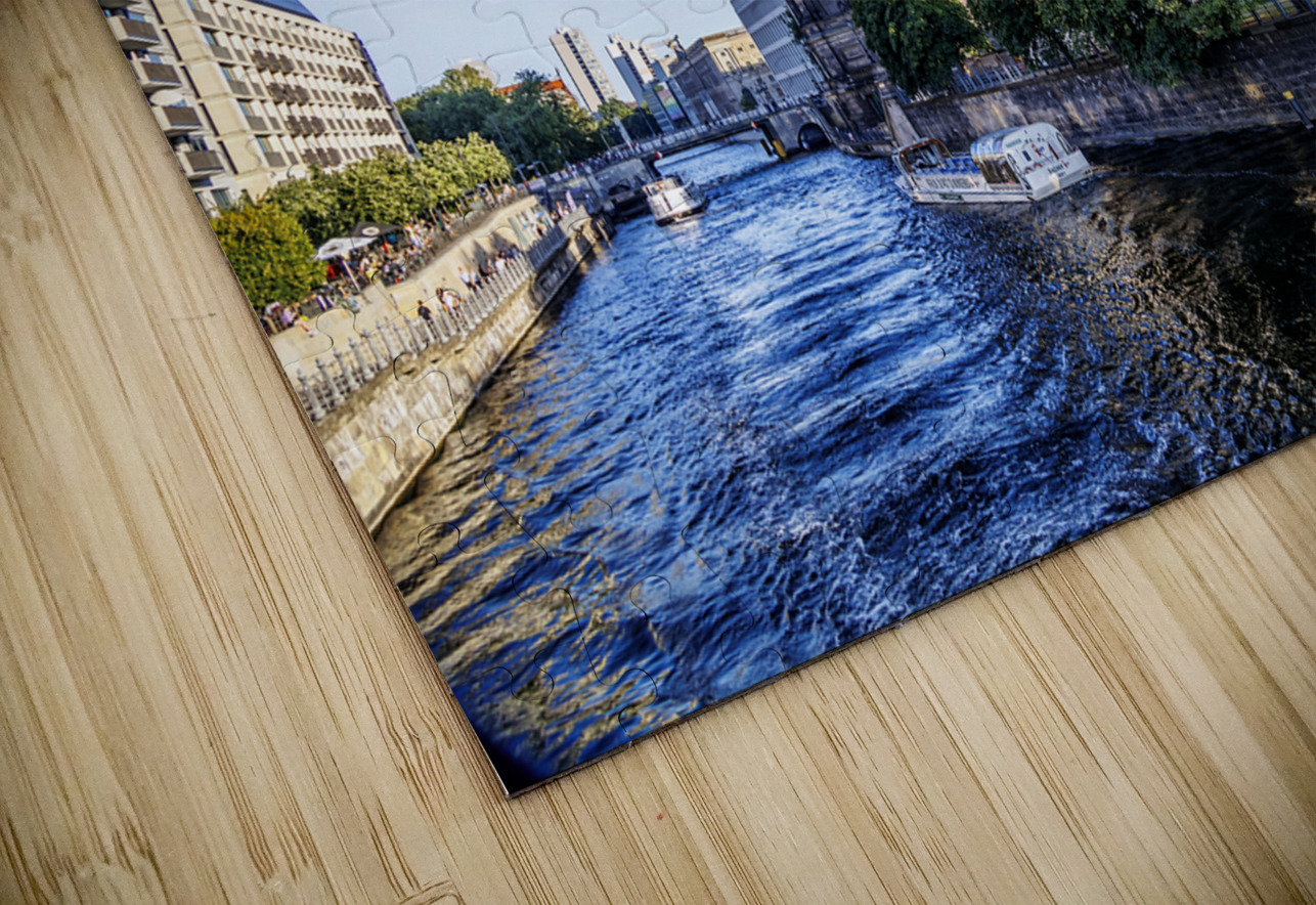 Store Berlin 5L3A3252 Tono Chavez Puzzle