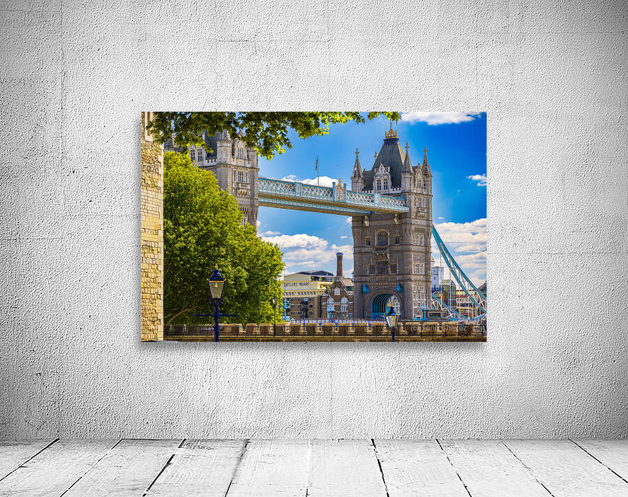 Store London 5L3A1357 Wall Preview