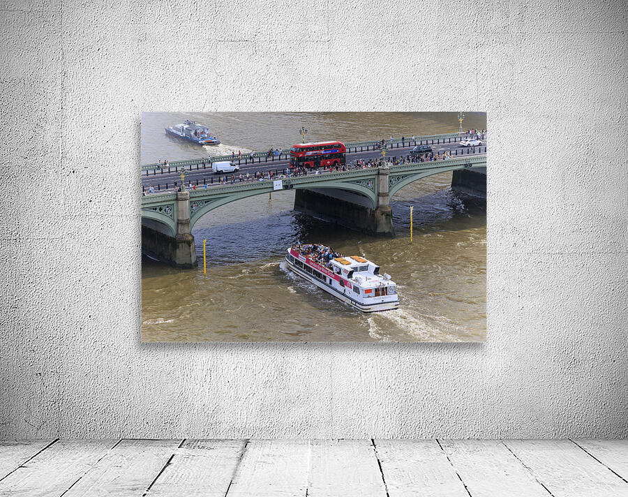 Store London 5L3A1768 Wall Preview