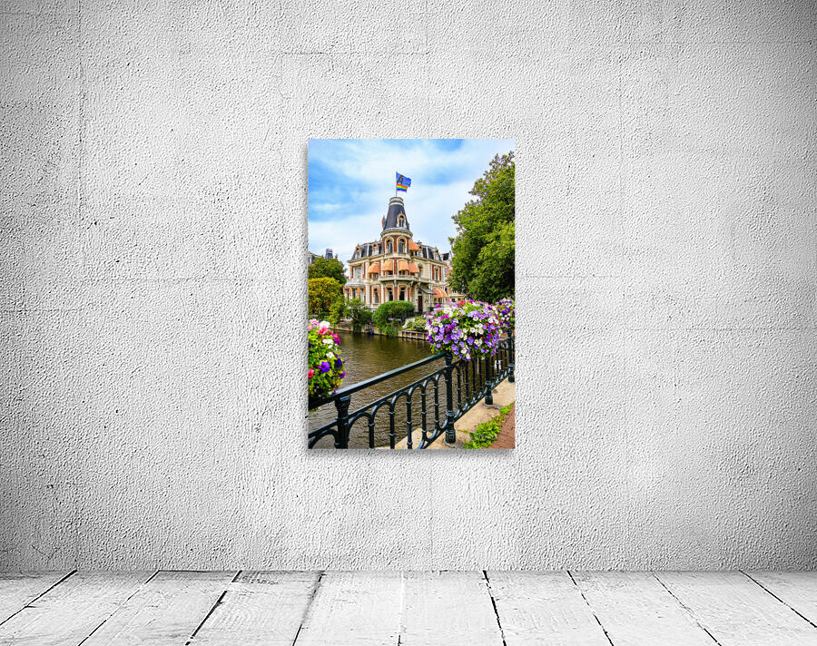 Holland E2A0102 Wall Preview