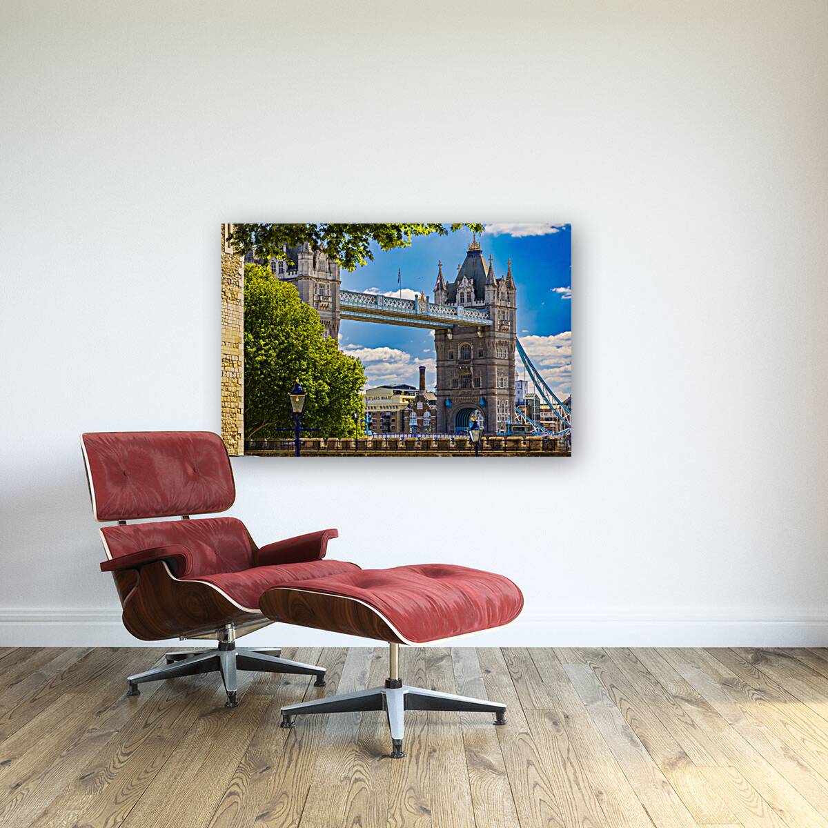 Store London 5L3A1357 Reproduction