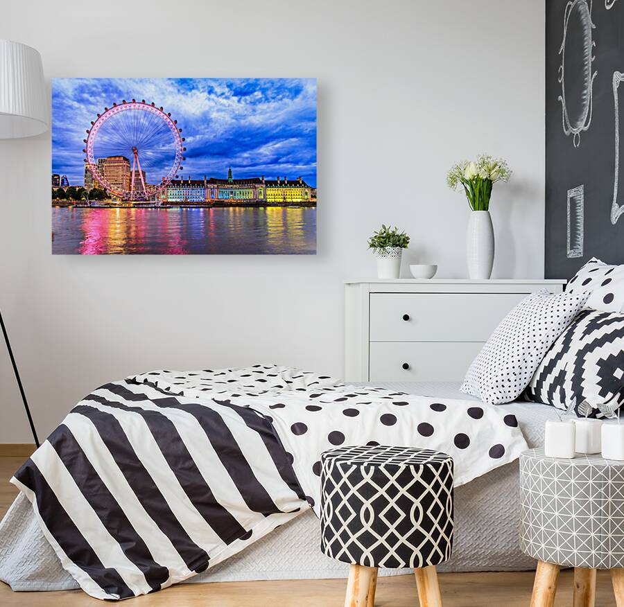 Store London 5L3A2144 Reproduction