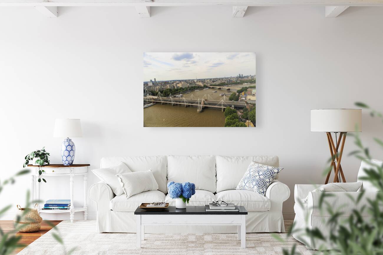 Store London 5L3A1725 Reproduction