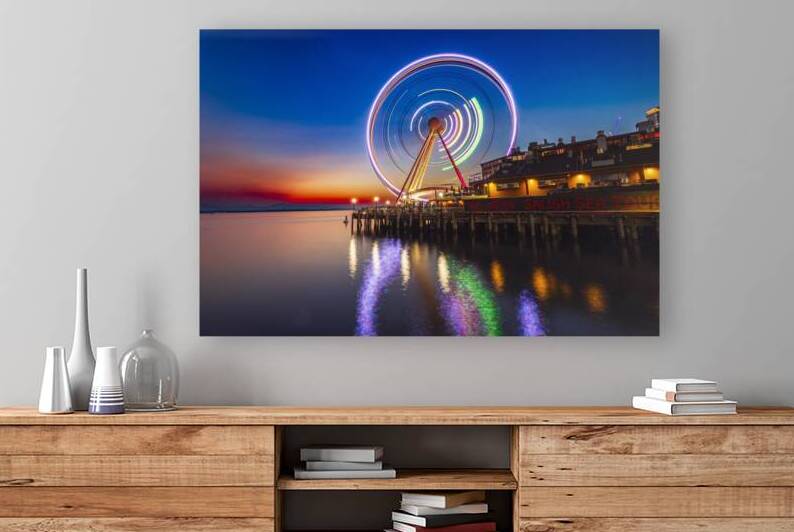 Seattle Great Wheel by Tono Chavez