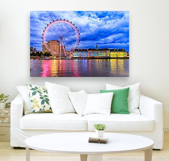 London Eye by Tono Chavez