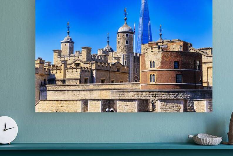 Store London 5L3A1271 by Tono Chavez