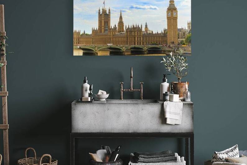 Store London 5L3A1776 by Tono Chavez