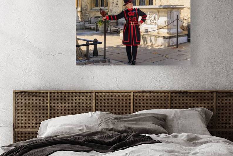 Store London 5L3A1359 by Tono Chavez