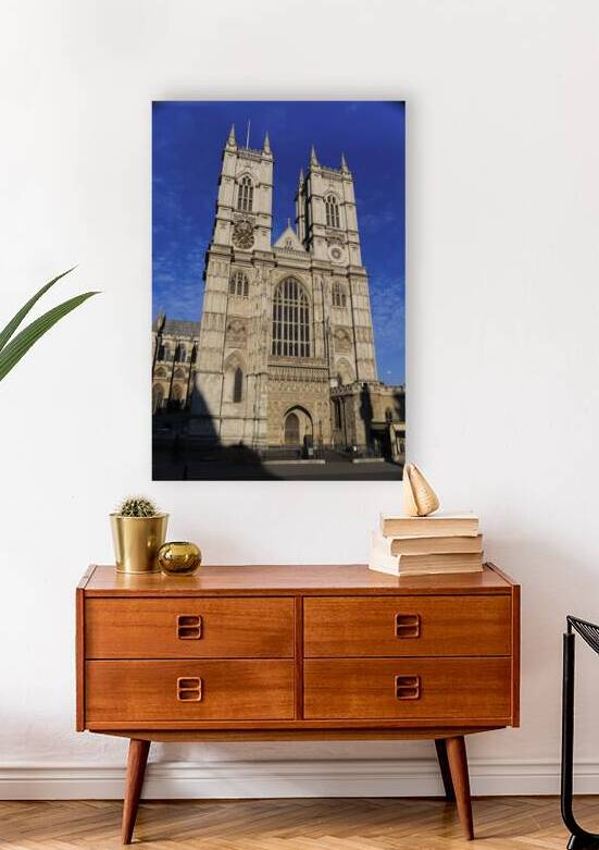 Store London 5L3A1473 by Tono Chavez