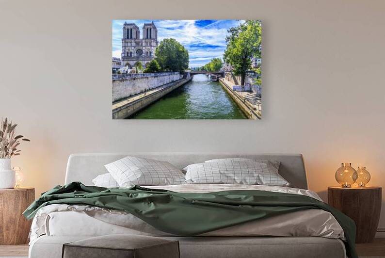 Store Paris 5L3A2344 by Tono Chavez