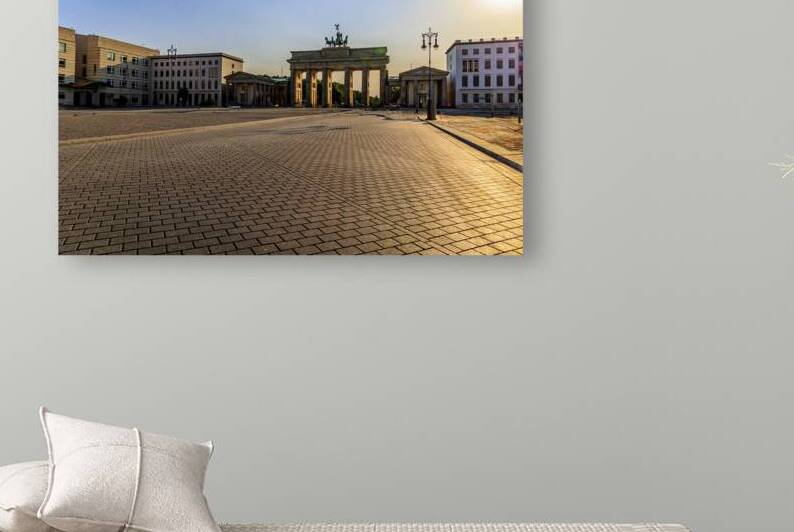 Store Berlin 5L3A3492 by Tono Chavez