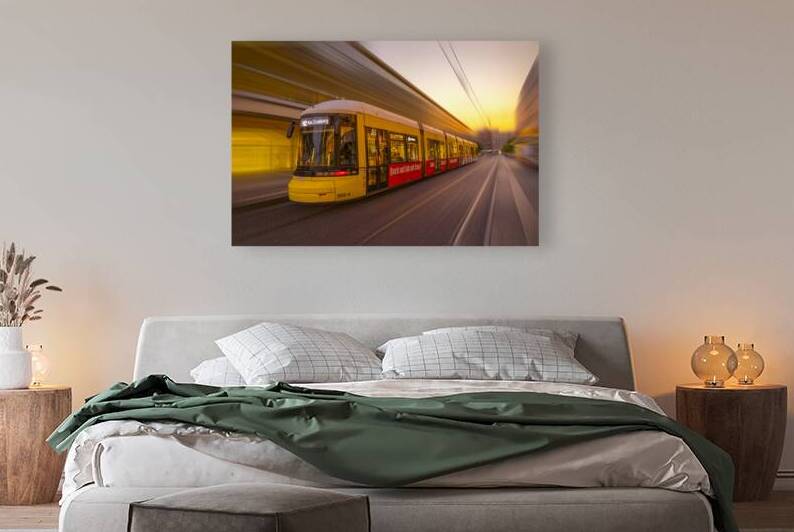 Store Berlin 5L3A3618 by Tono Chavez