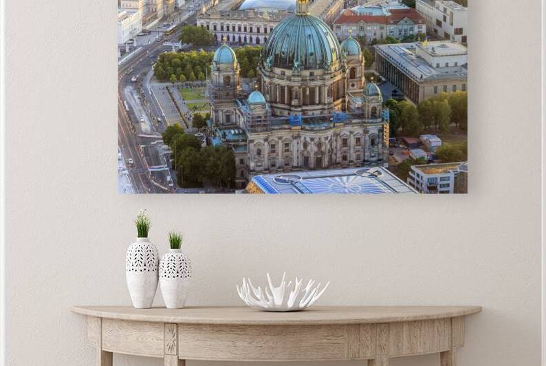 Store Berlin 5L3A3290 by Tono Chavez