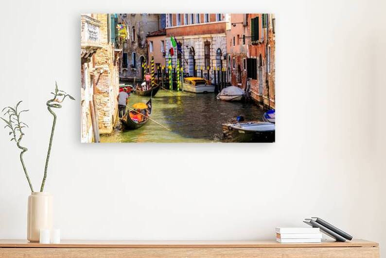 Store Venice 5L3A4518 by Tono Chavez